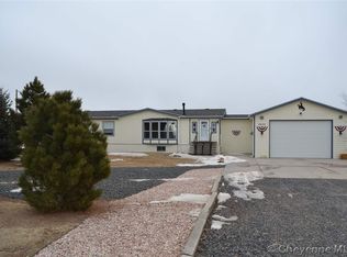 8409 Stagecoach Rd, Cheyenne, WY 82009