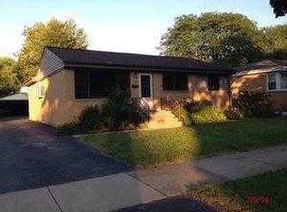 421 Vassar Ln, Des Plaines, IL 60016