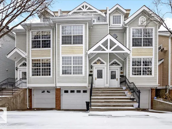10235 111th St NW #34, Edmonton, AB T5K 2V5