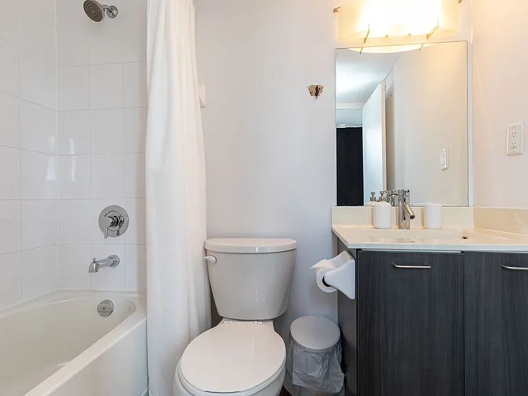 20 Joe Shuster Way #211 — Photo 6