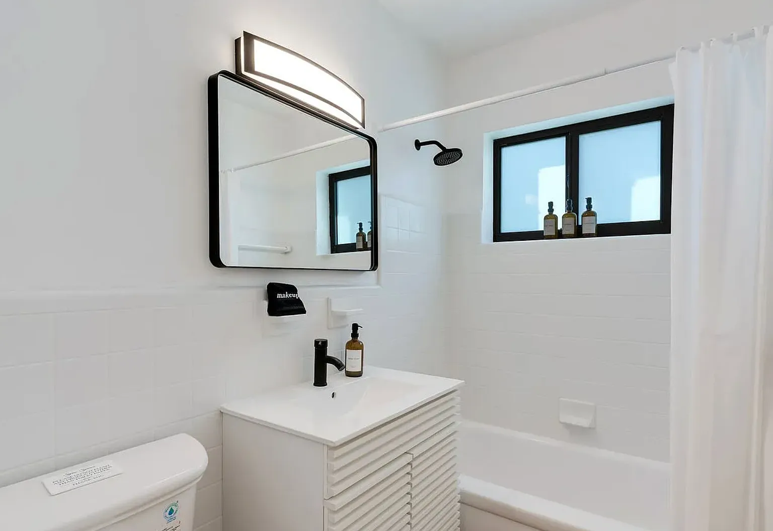 4 bed, 1662 sqft, $1,900 — Photo 4