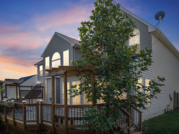 2nd image of 8 Scotland Cir