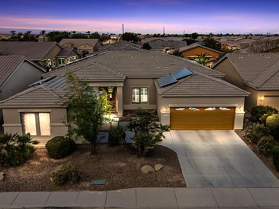 3rd image of 19746 N HERON Court
