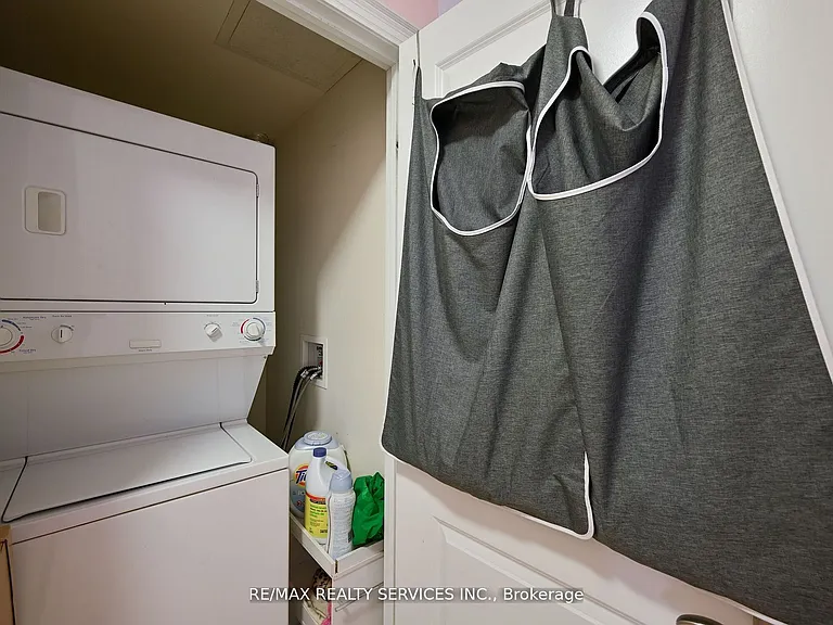 100 John St #405 — Photo 16