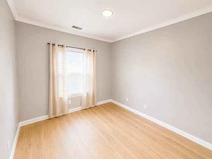 2921 E St #2 — Photo 11