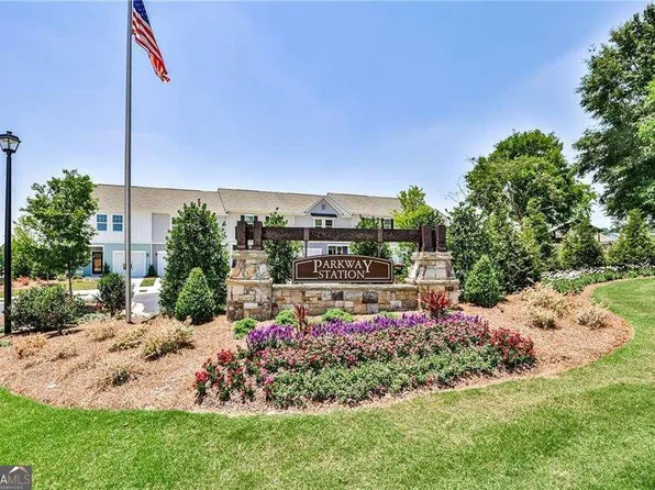 1028 Paddington Dr, Cartersville, GA 30120