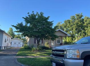 1625 E Lawrence St, Decatur, IL 62521