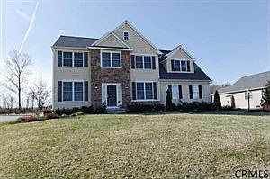1st image of 41 Avendale Dr