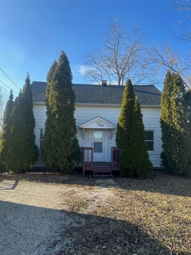 410 Ivanhoe Rd photo 1