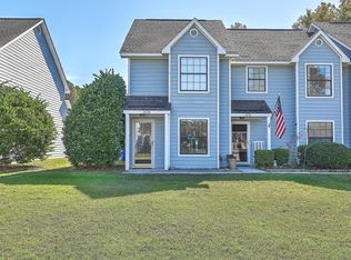 1694 Hunters Run Dr, Mount Pleasant, SC 29464