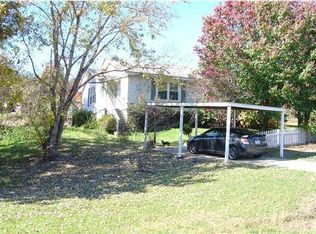 5925 Pocahontas Rd, Bessemer, AL 35022