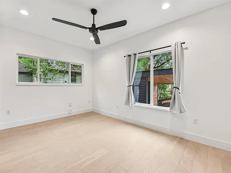 3607 Grant #A — Photo 8