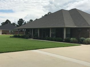 2715 S Hickory St, Foley, AL 36535