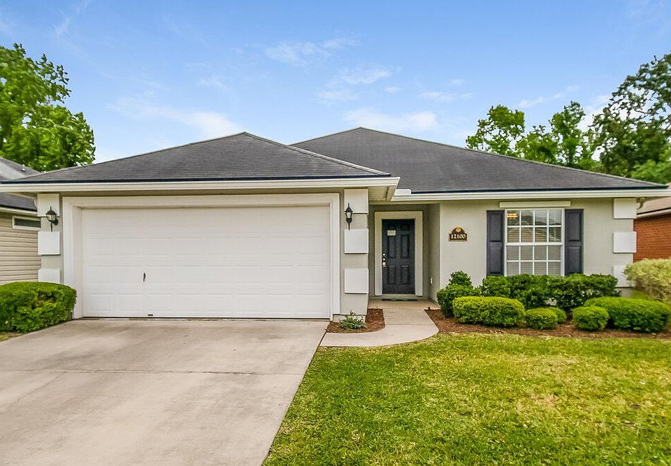 1st image of 12100 Hayden Lakes Cir