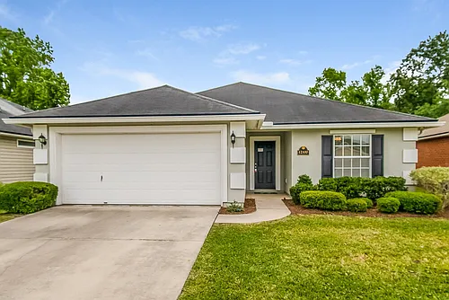 12100 Hayden Lakes Cir Photo 1