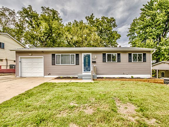 2nd image of 5149 Ville Maria Ln