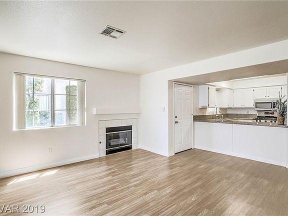 2nd image of 2725 S Nellis Blvd Unit 1138
