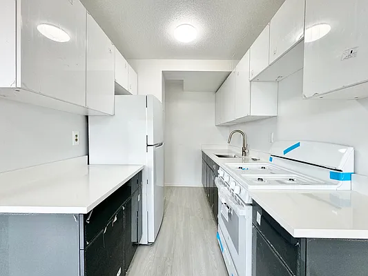 Rented by Keller Williams NYC | media 10