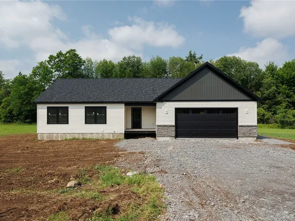 1463 County Route 48, Lacona, NY 13083