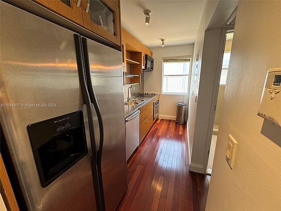 3rd image of 1340 Drexel Ave APT 306