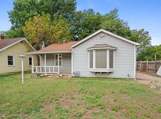 1911 S Madison Ave, Wichita, KS 67211