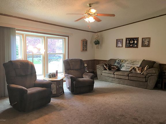 3rd image of 505 Teton Dr