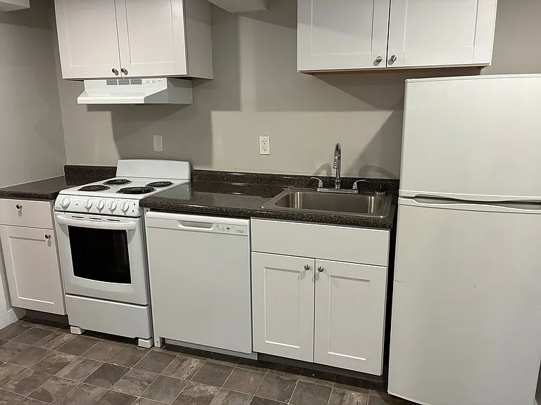 592 Cambridge St #2B — Photo 1