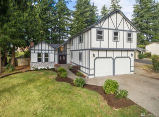 2605 210th Ave E, Lake Tapps, WA 98391