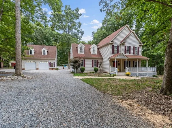 3105 Mill Trace Ln, Sandy Hook, VA 23153