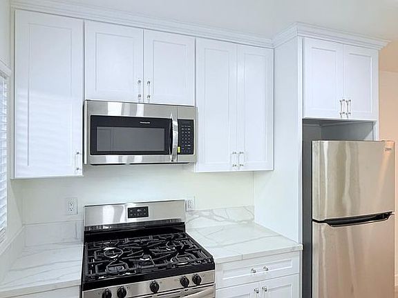 5th image of 4136 Palmwood Dr APT 5