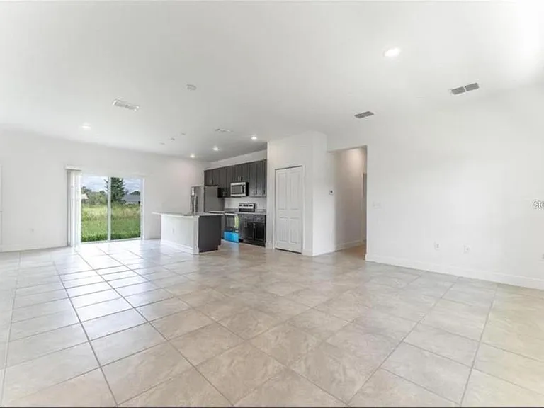 550 Marion Oaks Blvd — Photo 6
