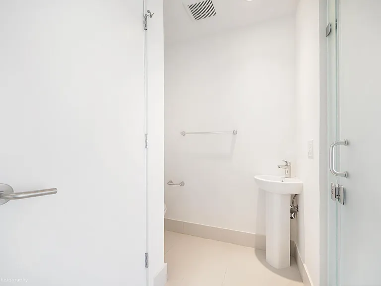 501 NE 31st St #904 — Photo 11