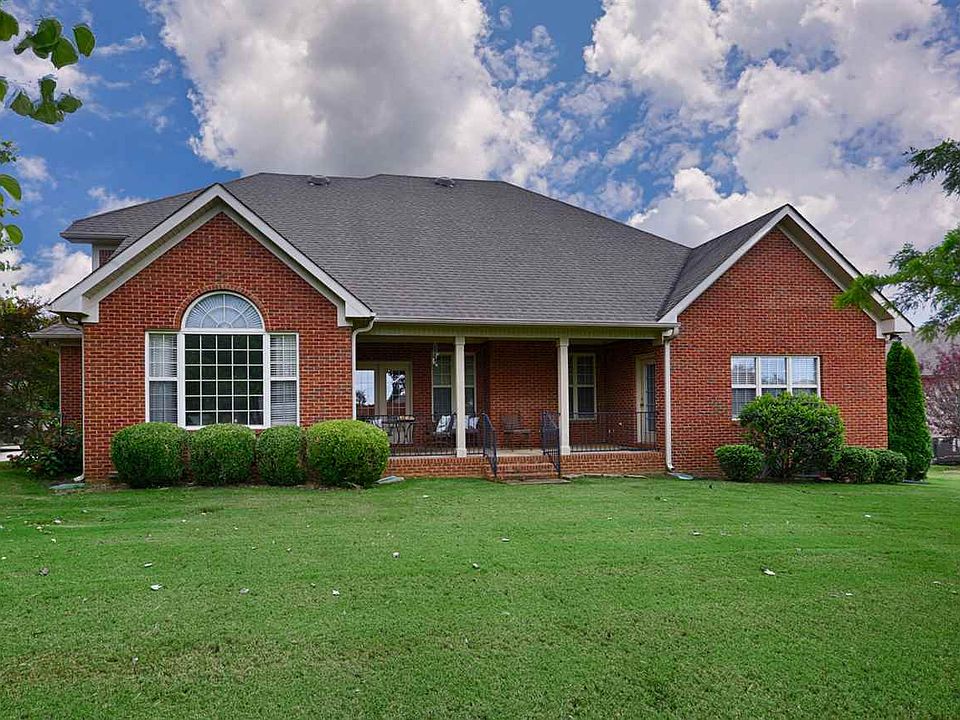 1st image of 398 Weatherford Dr NW