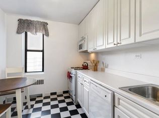 2045 Seagirt Blvd APT 1G, Far Rockaway, NY 11691
