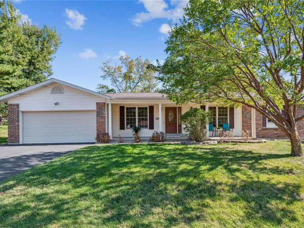 2164 Sencove Ln, Saint Louis, MO 63146