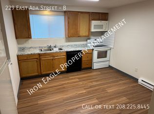 229 E Ada St APT B, Meridian, ID 83642