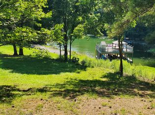 Sheltered Cove Private Dr, Piney Flats, TN 37686
