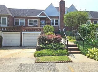 4556 Utopia Pkwy, Flushing, NY 11358