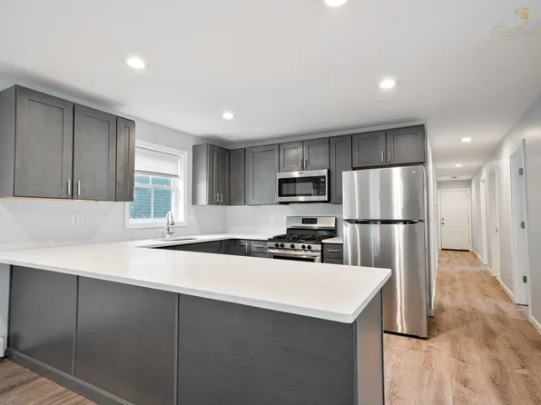 174 Alabama Ave., 174-176 Alabama Ave #2, Providence, RI 02905