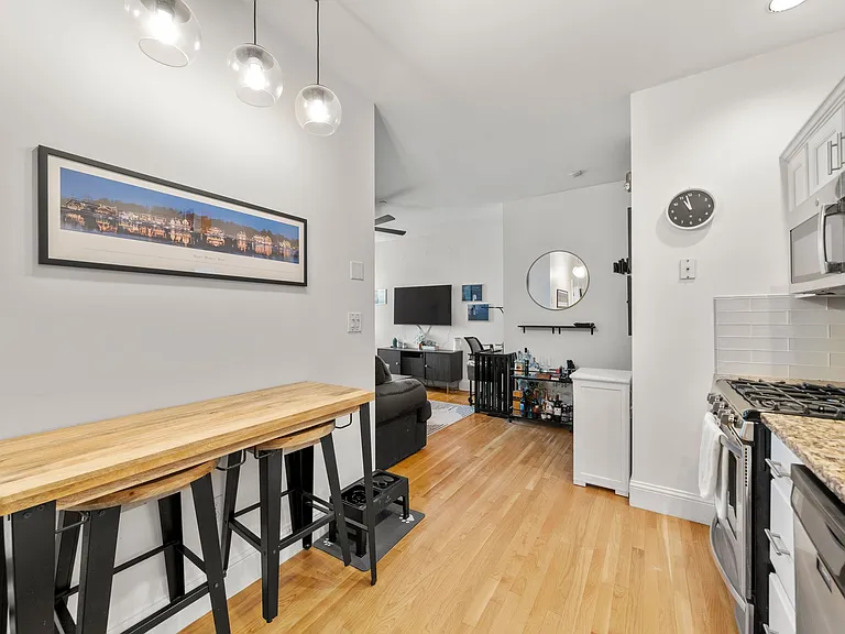 119 Dorchester St #7 — Photo 5