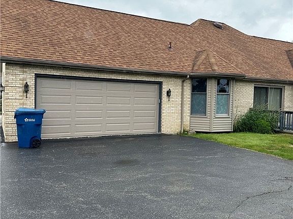 4th image of 140 Forest Hill Dr