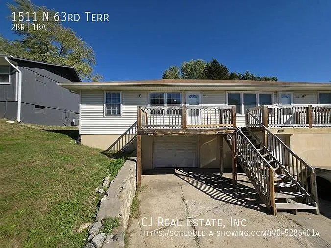 1511 N 63rd Ter