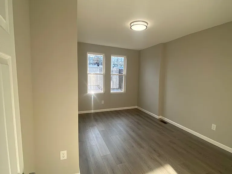 6310 Ogontz Ave — Photo 19