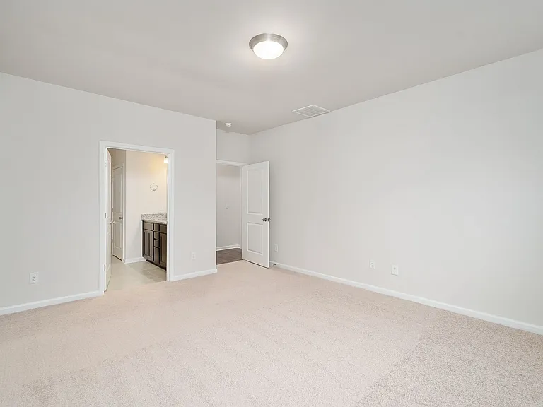 618 Count Fleet Ct — Photo 15