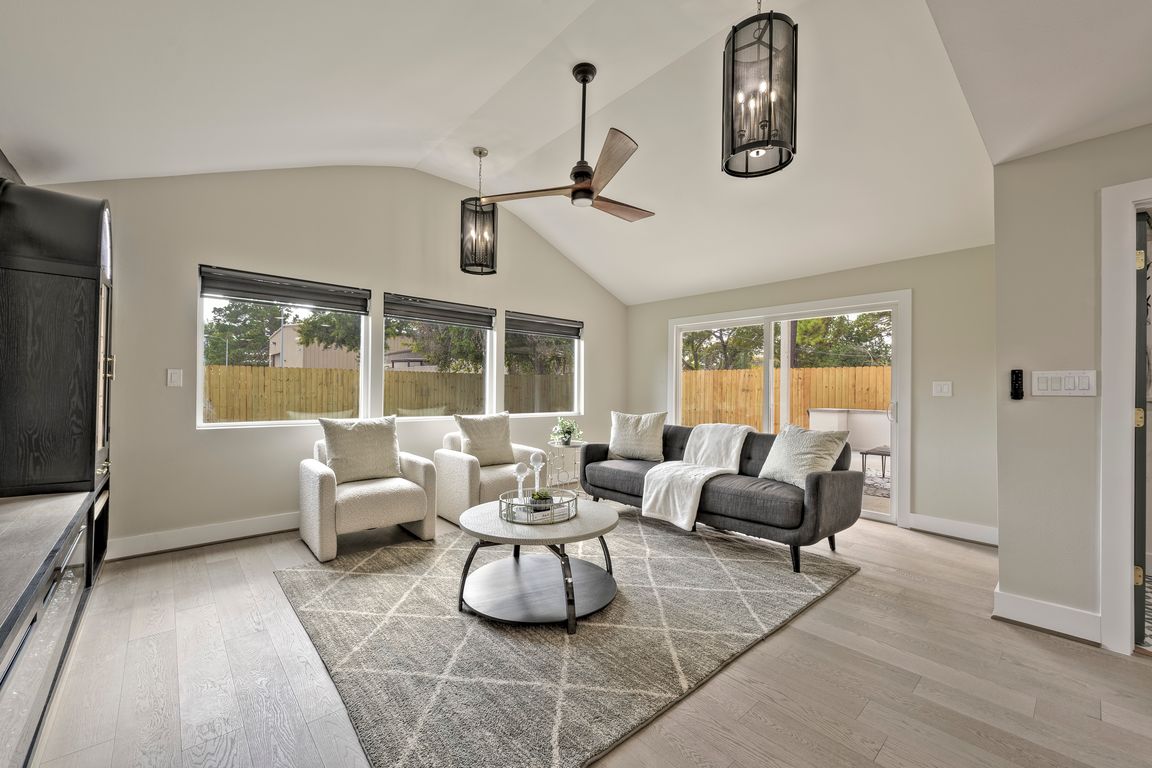 next background image