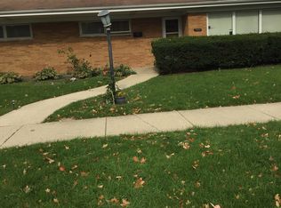 5140 Fairview Ln, Skokie, IL 60077