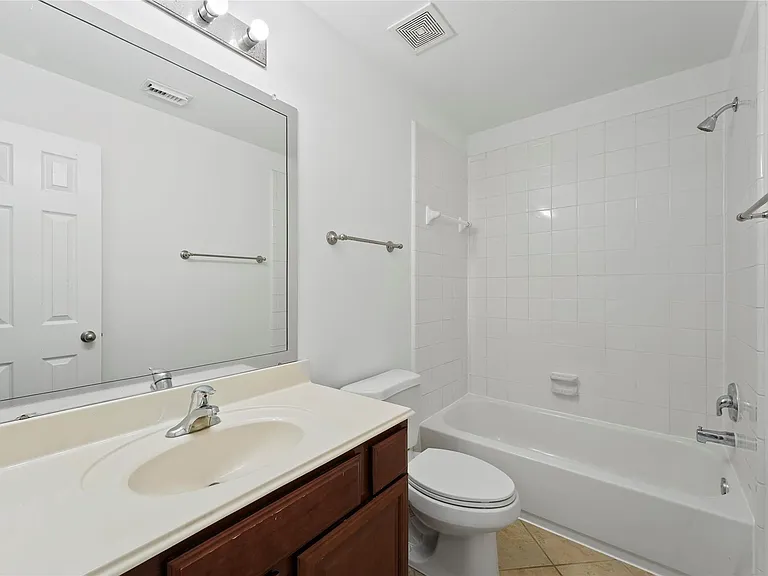 26422 Creston Woods Dr — Photo 30
