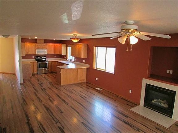 Family Room to Kitchen