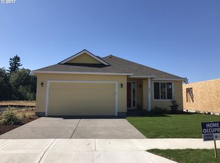 806 S Corinne Dr, Newberg, OR 97132