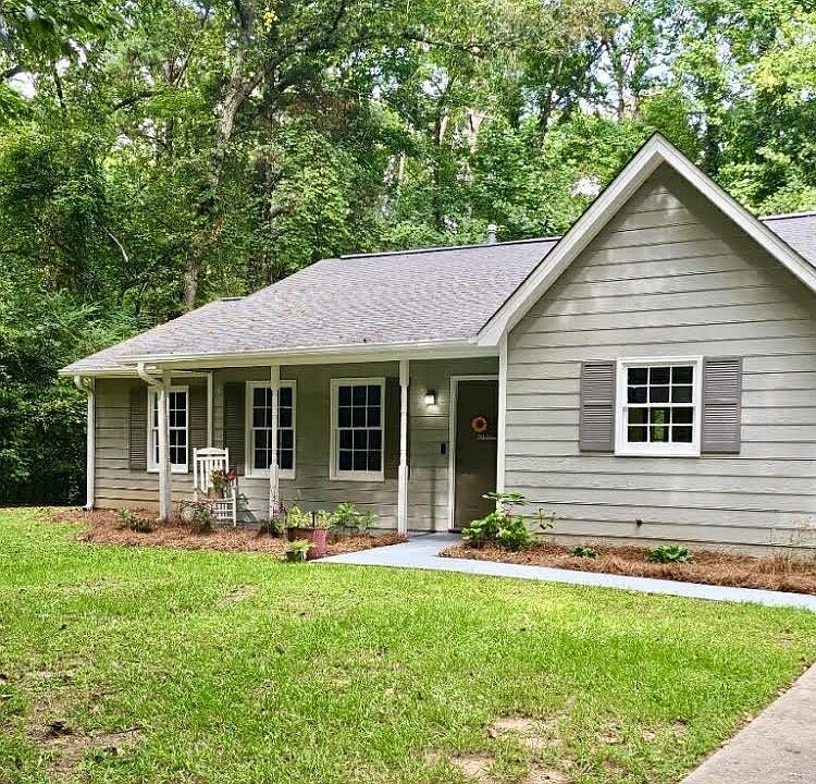 2nd image of 80 Tanglewood Ct